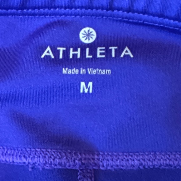 Athleta Mesh Sonar Capri, Purple SIZE M - Picture 4 of 6